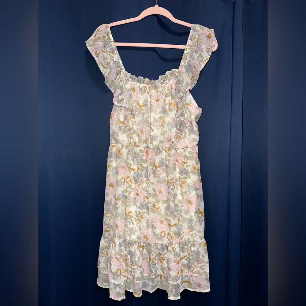 Floral Ruffle Dress - Picture 2 of 5
